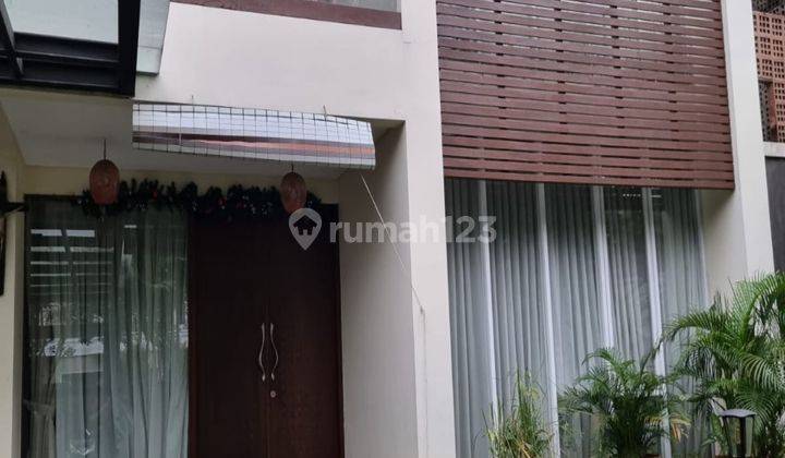  Rumah Bagus SHM - Sertifikat Hak Milik di kencana, Pondok Indah 2