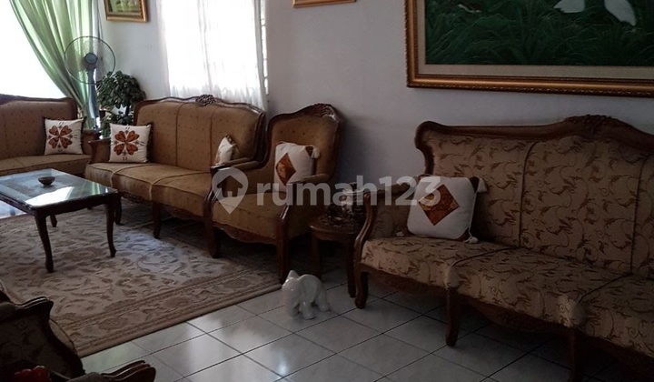 Rumah di Lamandau SHM kebayoran baru jakarta selatab