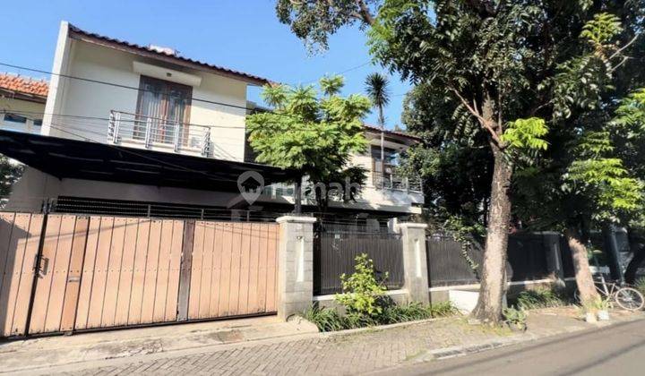  Rumah Semi Furnished Bagus SHM - Sertifikat Hak Milik di panglima polim, Panglima Polim 2