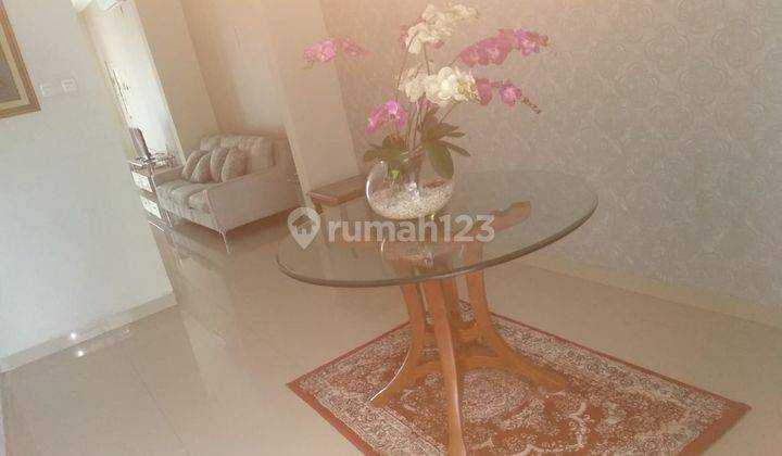 Rumah 2 Lantai Bagus Furnished SHM di Jalan Asem, Jakarta Selatan 2