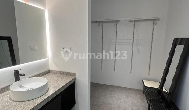 Nice House in Senopati Area, Kebayoran Baru, South Jakarta Nice House in Senopati Area, Kebayoran Baru, South Jakarta