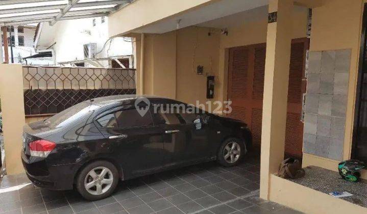  Rumah Semi Furnished Bagus SHM - Sertifikat Hak Milik di blok A , Panglima Polim 2