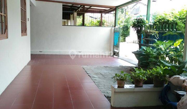  Rumah Unfurnished Bagus Shm - Sertifikat Hak Milik Di Kemandoran, Jakarta Selatan 1