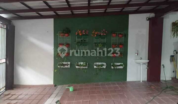 Dijual Rumah Baru (Siap Huni) Jl.sawo Cipete Utara Kebayoran Baru Jakarta Selatan