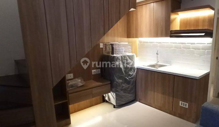 810 Dijual Apartemen Icon Gresik 1BR Loft Tower A Lt 19 Furnished 2