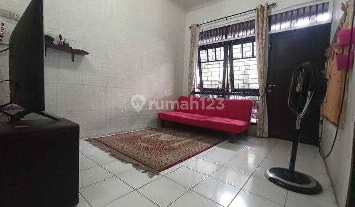 Dijual Rumah SHM Lt 112 M2 di Gkb Gresik  2