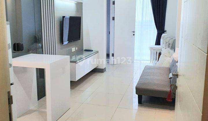 Disewakan Apartemen Anderson 2 BR Lt 11 Furnished Ada Balkon 1