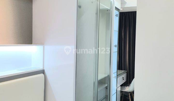 Disewakan Apartemen Anderson 2 BR Lt 11 Furnished Ada Balkon 2