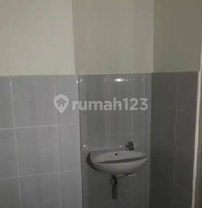 0633 Disewakan Apartemen Puncak Dharmahusada Lt 25 Studio Kosongan  2