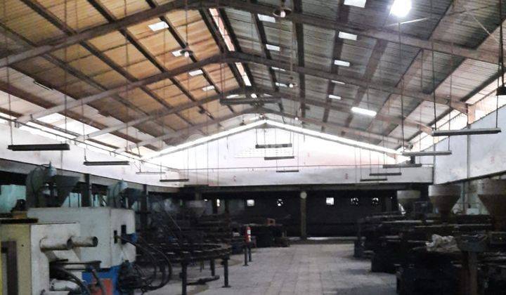 0647 Disewakan Gudang Shgb Lt 2500 M2 Lb 1800 M2 Ex Pabrik di Rungkut Brebek Industri  1