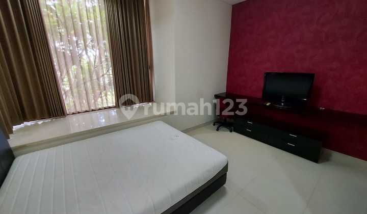 658 Disewakan Rumah 2 Lantai Lt 300m Lb 320m The Mansion Pakuwon  7