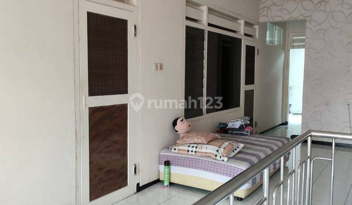 0660 Dijual Rumah SHM 2 Lantai Jl Libra Surabaya 2