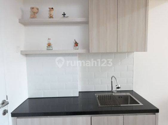 0685 Disewakan Apartemen Vittorio Studio Lantai 25 Furnished 2