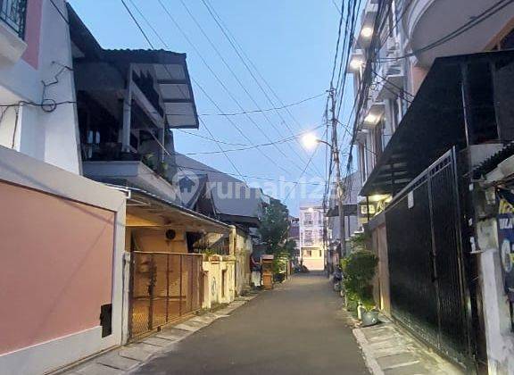 RUMAH TUA GROGOL JAKARTA BARAT HITUNG TANAH 2