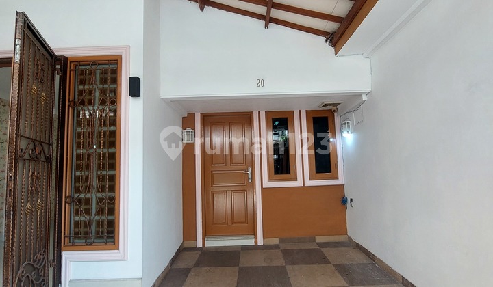 Rumah Hook 2.5 Lantai Tanjung Duren Jakarta Barat 2