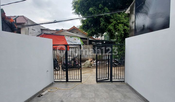 Rumah Baru 3.5 Lantai Tanjung Duren Modern Minimalis 2