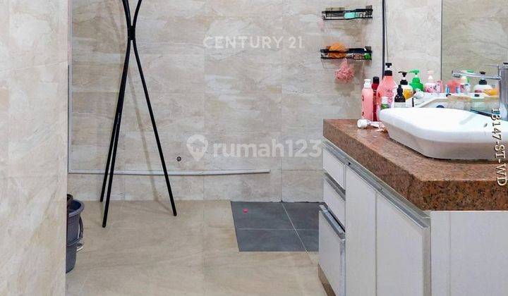 Rumah Semi Furnished Cluster Premium Kebayoran Residence  2