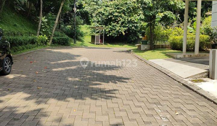 Rumah Asri,Bagus,Semi  Furnished Siap Huni DiJual Di Serenia Hill 2