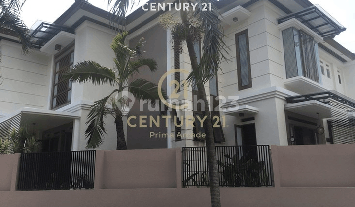 Newly Renovated House Price Drop, Hook, in Sector 3A Bintaro Jaya Newly Renovated House Price Drop, Hook, in Sector 3A Bintaro Jaya