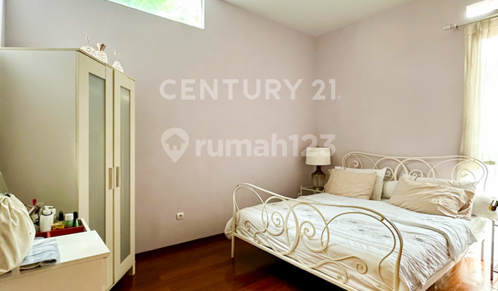 Fully Furnished House in Graha Bintaro Jaya