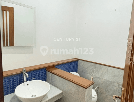 Dijual Rumah Dua Kavling Di Camar Bintaro Jaya Sektor 3