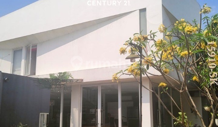 Dijual Rumah Harga Dibawah Pasar Desain Modern di Lebak Bulus Dijual Rumah Harga Dibawah Pasar Desain Modern di Lebak Bulus