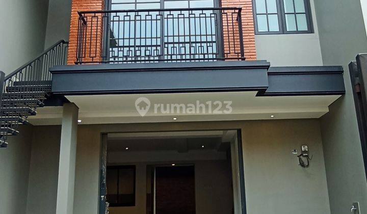 Rumah Baru 3 Lt di Jl. Cilandak jaksel 1