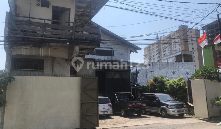 Gudang / Toko Rungkut Kyai Abdul Karim Luas 542 Lebar 13.5 Gudang / Toko Rungkut Kyai Abdul Karim Luas 542 Lebar 13.5