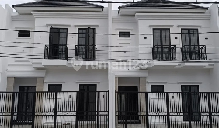 Rumah Gress American Style Di Sutorejo Posisi Terbaik Di Sutorejo Row Jalan 5 Mobil Rumah Gress American Style Di Sutorejo Posisi Terbaik Di Sutorejo Row Jalan 5 Mobil