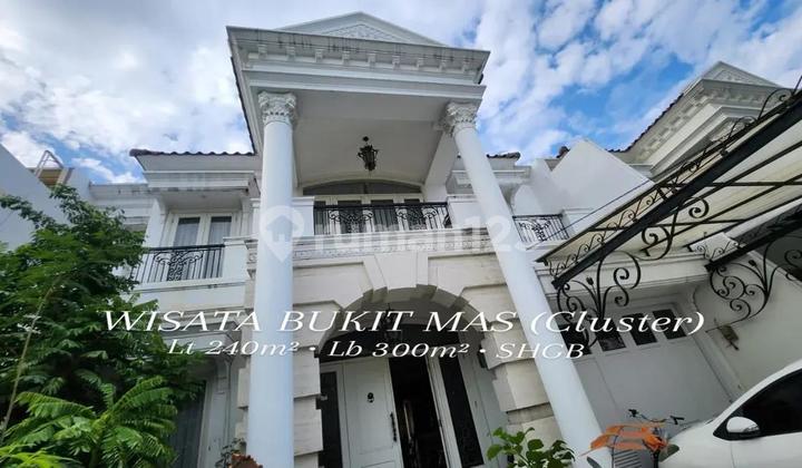 Rumah Siap Huni Gaya American Classic di Wiyung Wisata Bukit Mas Luas 240 - 2 Lantai Row 3 Mobil