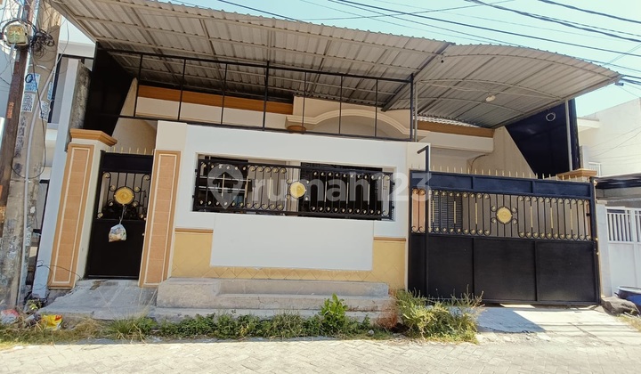 Rumah Sudah Renovasi Selangkah Raya Kenjeran, Ada Halaman Terbuka Di Belakang 1