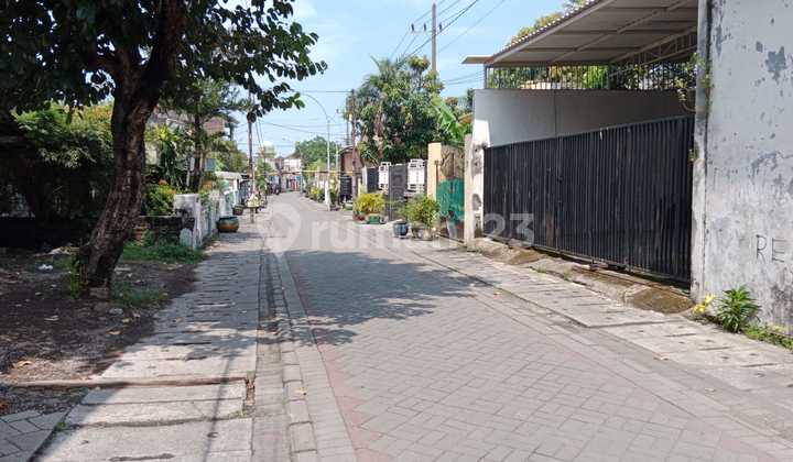 Land Counting House Near Kenjeran Suitable For Workshop Large Warehouse 396m 11 M. 2