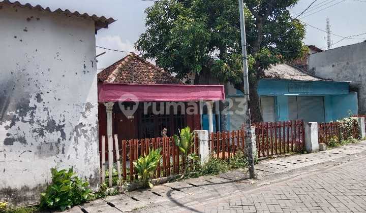 Land Counting House Near Kenjeran Suitable For Workshop Large Warehouse 396m 11 M.