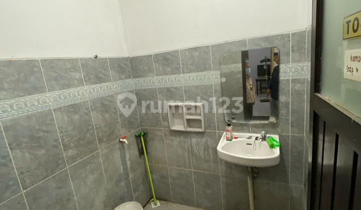 Rumah luas dengan harga tanah di Duri Kepa Jakarta Barat 2