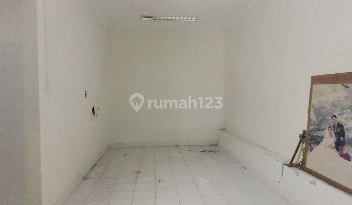 Ruang Usaha Murah Hitung Sewa Tanah di Jalan By Pass Ngurah Rai 24