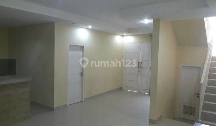 Rumah Sewa Di Perumahan One Gate System Kuta Palace Residence 2