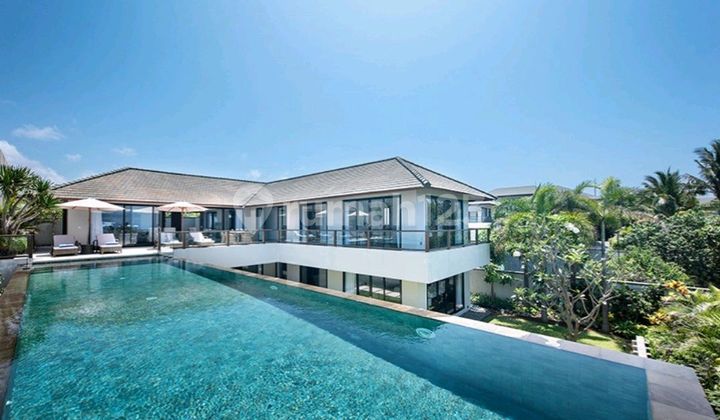 Luxury Hilltop Villa With Ocean View In Uluwatu