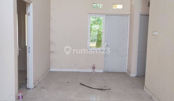 Rumah puri surya jaya cluster valencia spring gedangan sidoarjo 2