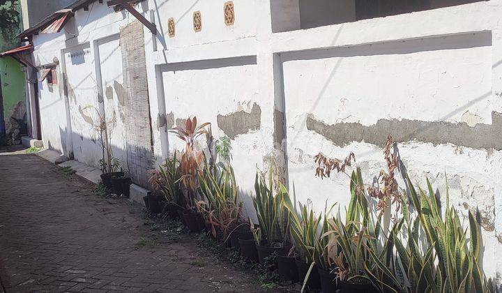 Rumah kost aktif petemon timur  2