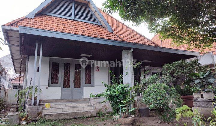 Rumah Lama Pinggir Jalan Raya Strategis 1