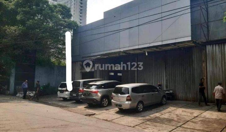 Showroom Gunung Sahari 2.433 M2, di Bawah Njop 1