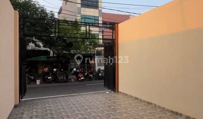 DIJUAL RUKO TAMANSARI 160m2 LOKASI STRATEGIS, 3,5 LANTAI, KODE RZ 2