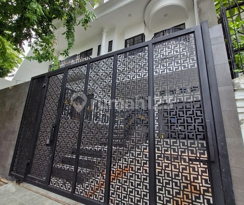 Dijual Rumah Tomang 313m2 Nyaman, Rapi, Lokasi Bagus, Hadap Utara, Kode Ry Dijual Rumah Tomang 313m2 Nyaman, Rapi, Lokasi Bagus, Hadap Utara, Kode Ry