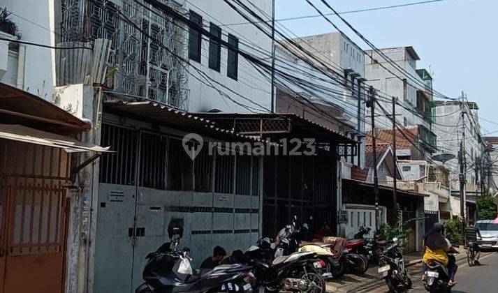 Dijual Ruko Karang Anyar 133m2 Jarang Ada, 4 Lantai, Lokasi Strategis, Kode Rz 2