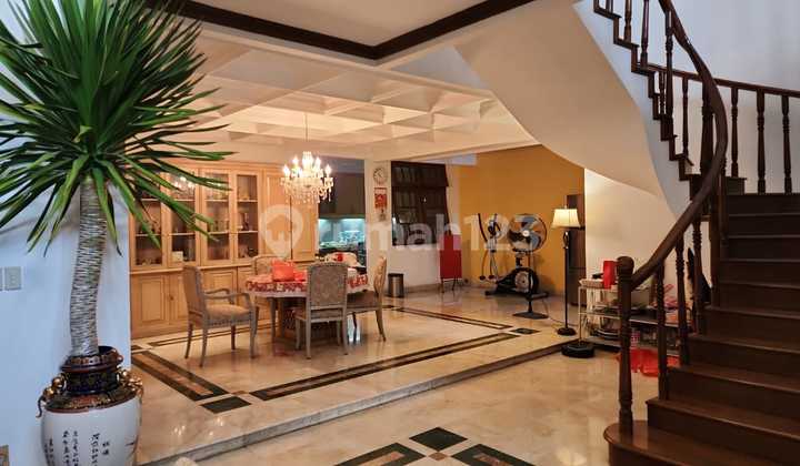 Rumah pantai mutiara 500m2 , 2 lantai, utara, bagus , tinggal masuk saja