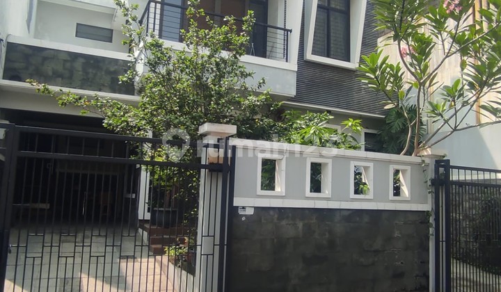 DIJUAL RUMAH SUNTER AGUNG 180m2 NYAMAN, AKSES MUDAH, 2.5 LANTAI, KODE DS