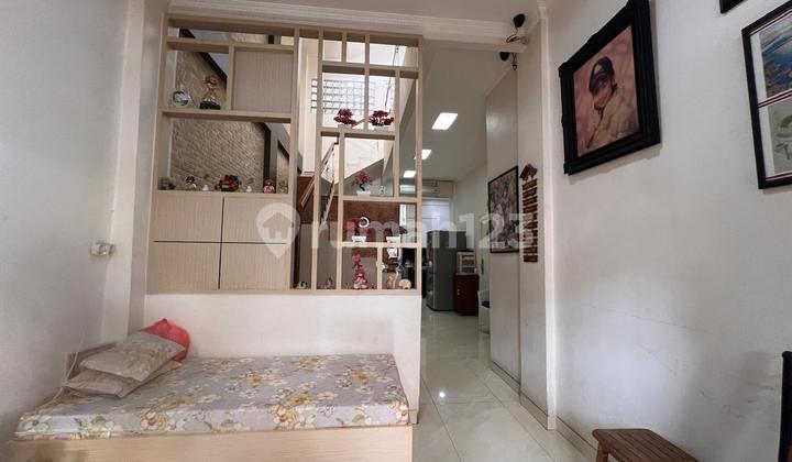 RUMAH SUNTER 135m2 HADAP UTARA,3 LANTAI, NYAMAN,KODE KS,AH 2