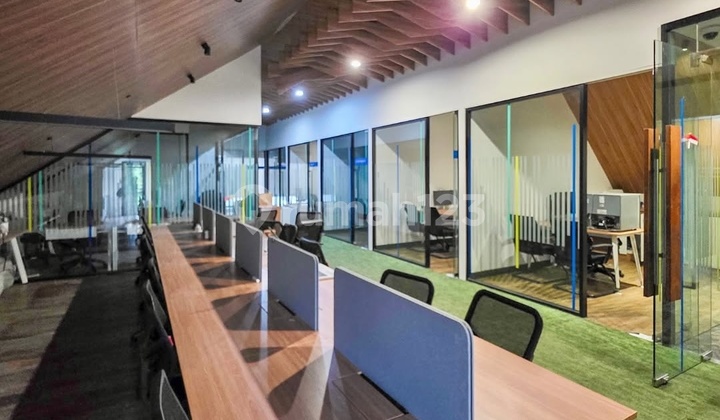 DIJUAL GEDUNG KOMERSIL  5 LANTAI DI KEBAYORAN BARU DEKAT BLOK M MELAWAI AKSES JALAN LEBAR EXCLUSIVE AREA