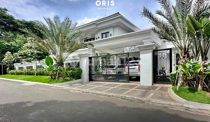 FOR SALE PONDOK INDAH LUXURIOUS MODERN CLASSIC FULLY FURNISHED BY LIFETIME DESIGN LOKASI LANGKAH FULLY FURNISHED LOKASI DEPAN TAMAN