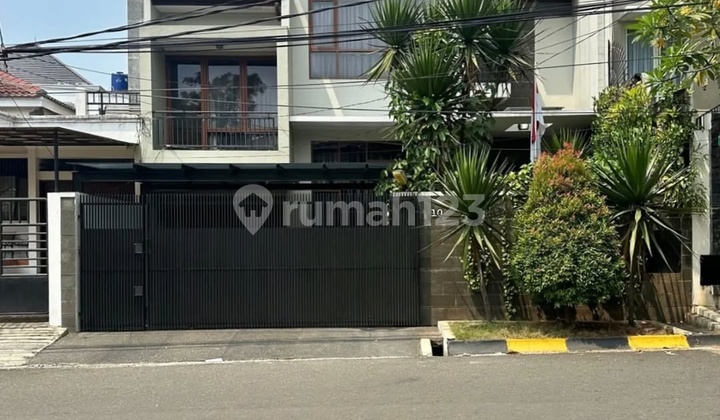 DIJUAL RUMAH PONDOK INDAH DEPAN RAMAN SIAP HUNI LOKASI TENANG DAN ASRI